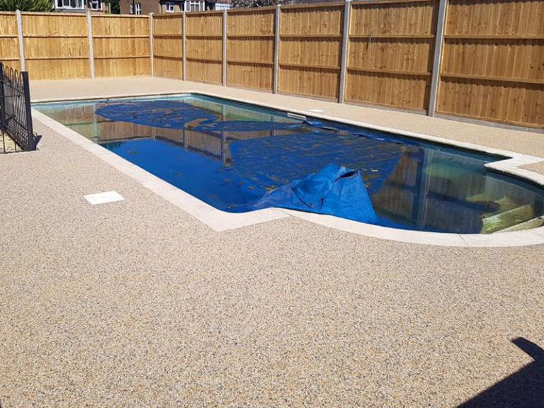 Resin Bound/bonded Stone Swimming Pool Surrounds Services Resin